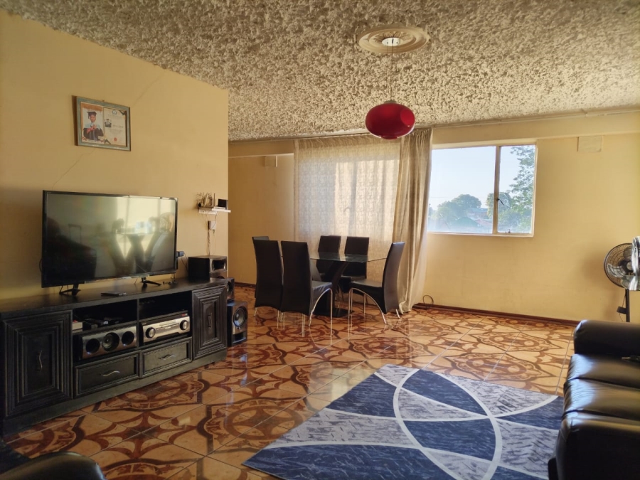 3 Bedroom Property for Sale in Rustenburg Central North West